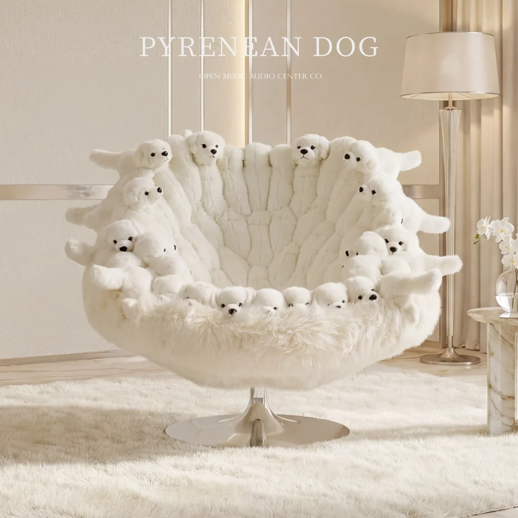AP Collection PYRENEAN DOG chair 白色牧羊犬主題收藏級設計座椅，展示於明亮高級居家空間